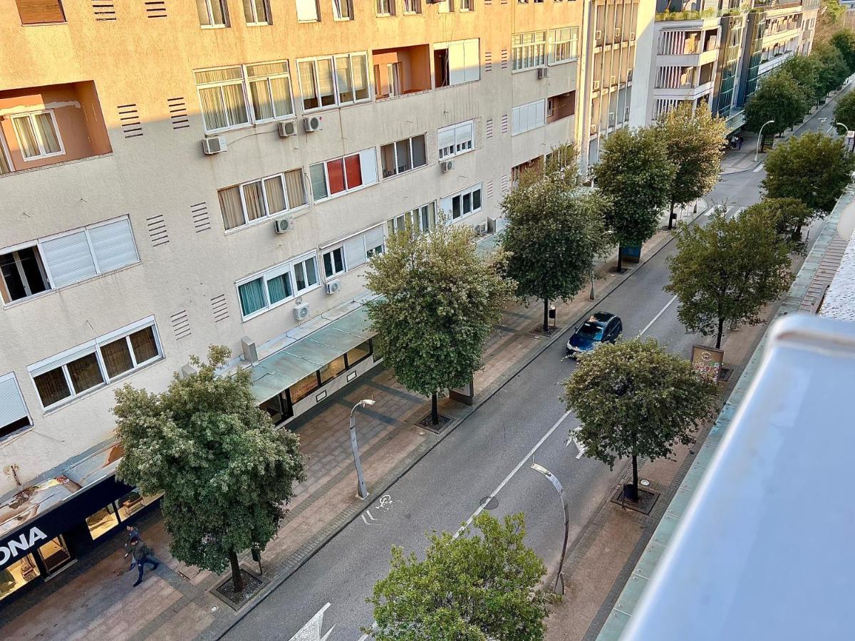 City Center Square Deluxe Nest Подгорица Екстериор снимка